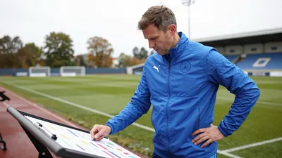 Norrkoping: IFK Norrköping har avskedat huvudtränaren Stellan Carlsson med omedelbar verkan